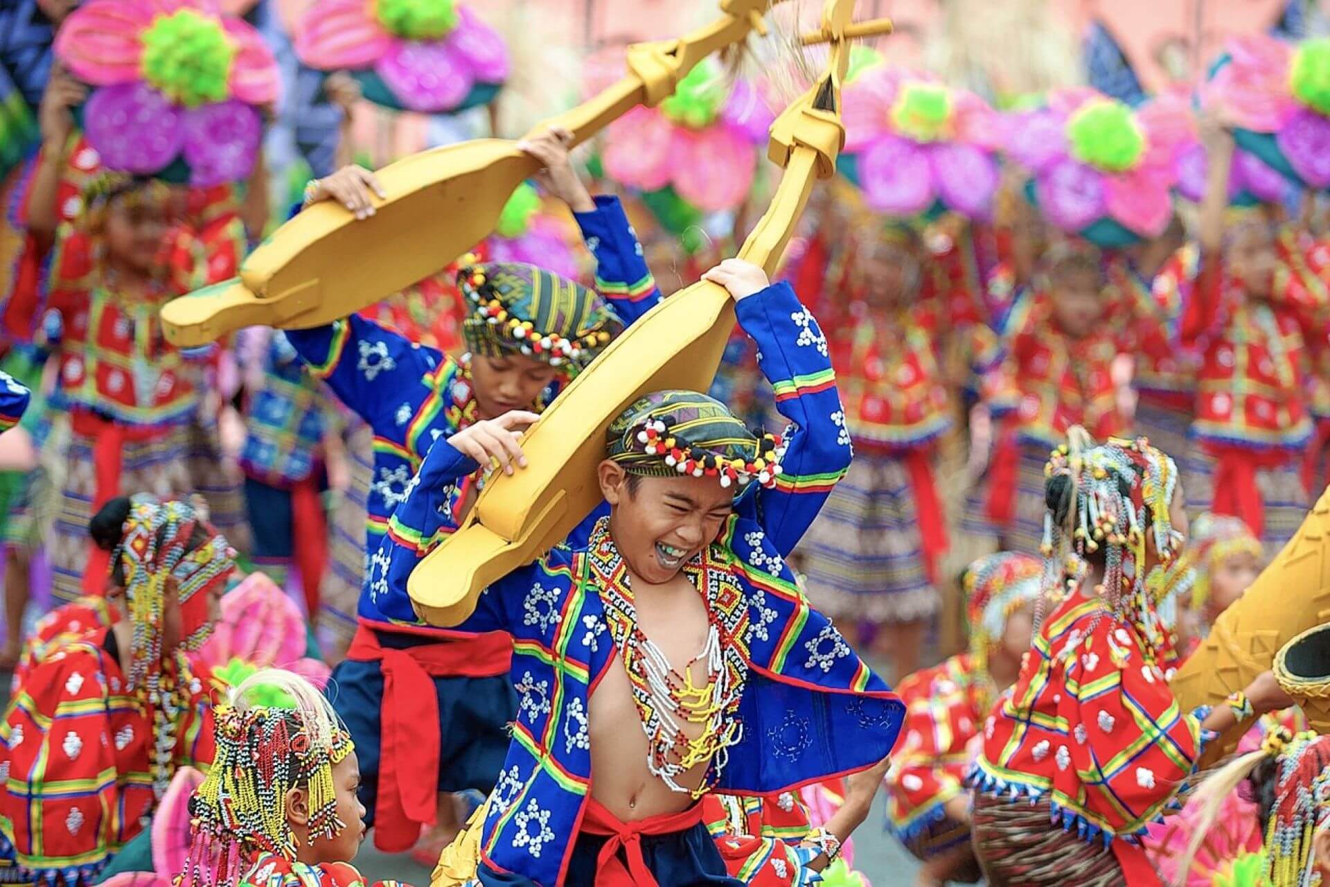 The cultural events in various regions features cultural performances that showcase local traditions and heritage